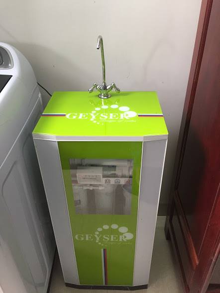 Máy lọc nước Geyser RN415 + Tủ